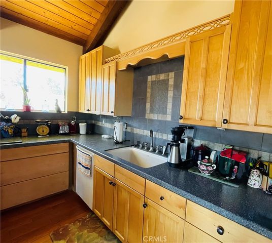 1117 Snowline Drive, Frazier Park, CA 93225