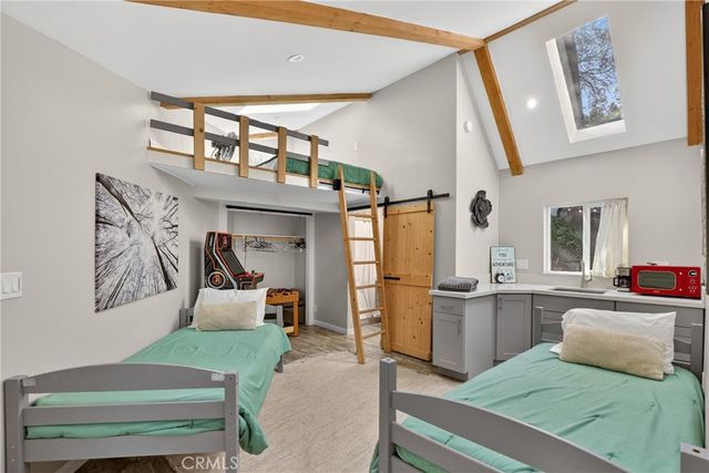 605 Pyramid Drive, Crestline, CA 92325