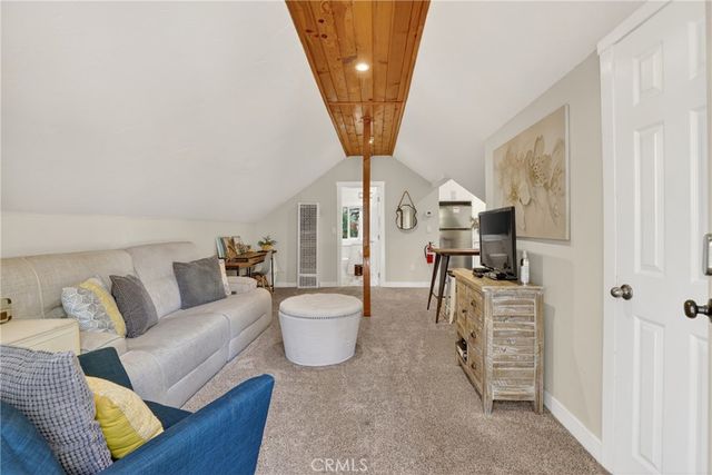 605 Pyramid Drive, Crestline, CA 92325