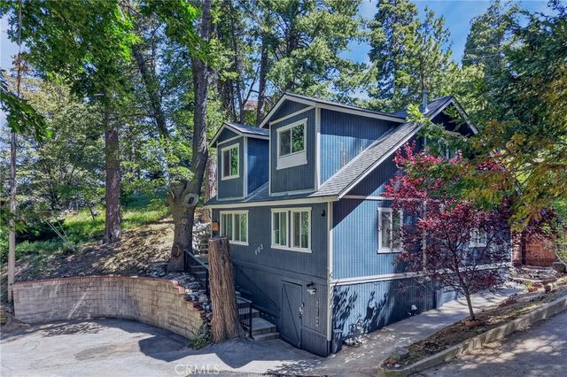 605 Pyramid Drive, Crestline, CA 92325
