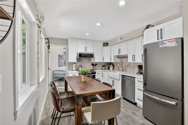 605 Pyramid Drive, Crestline, CA 92325