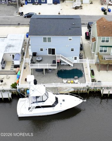 48 Albert Drive, Manahawkin, NJ 08050
