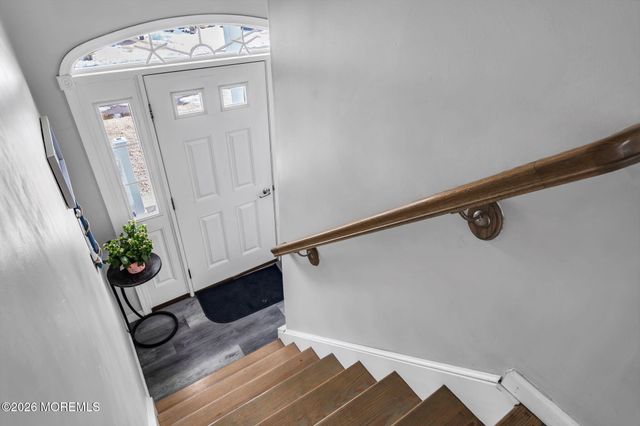 48 Albert Drive, Manahawkin, NJ 08050