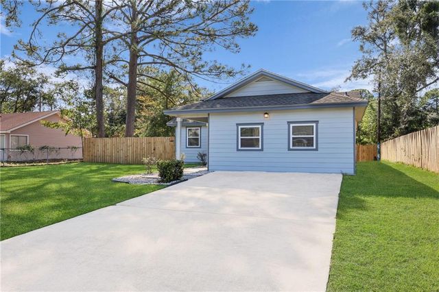 19 Robin Hood Drive, Savannah, GA 31406