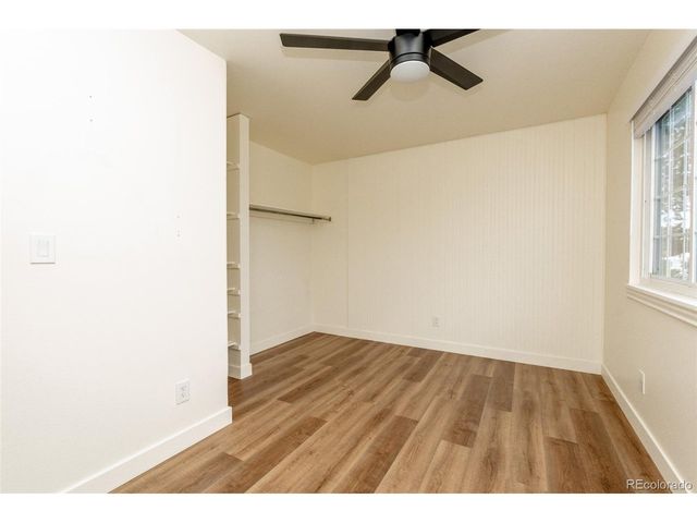 1410 S Vaughn Cir, Aurora, CO 80012