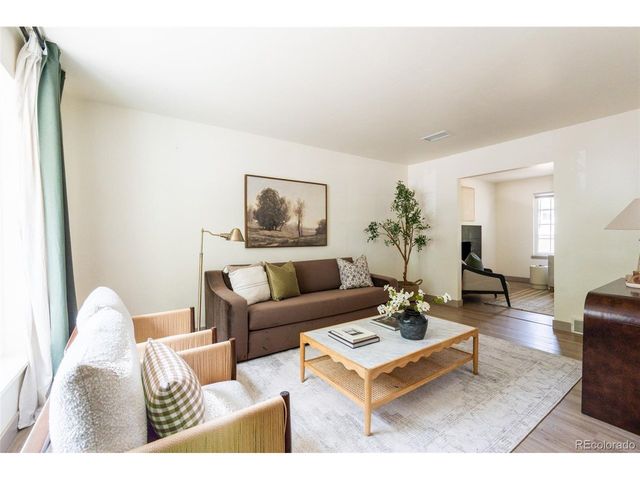 1410 S Vaughn Cir, Aurora, CO 80012