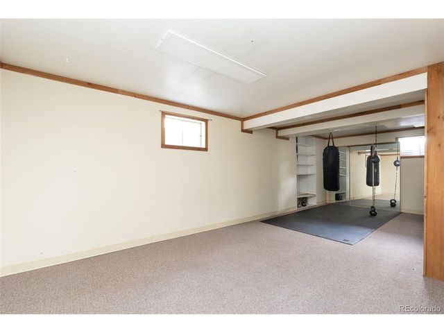 1410 S Vaughn Cir, Aurora, CO 80012