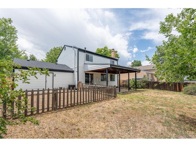 1410 S Vaughn Cir, Aurora, CO 80012