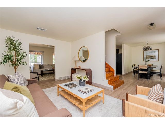 1410 S Vaughn Cir, Aurora, CO 80012