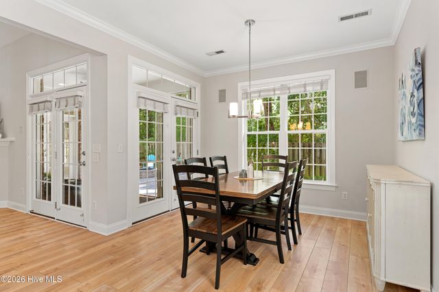 5136 Somersett Lane, Wilmington, NC 28409
