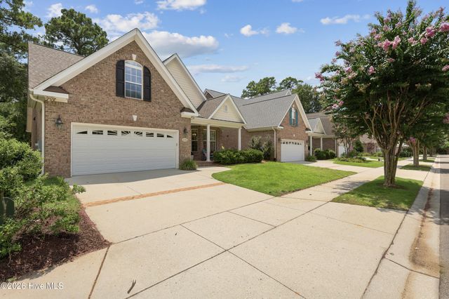 5136 Somersett Lane, Wilmington, NC 28409