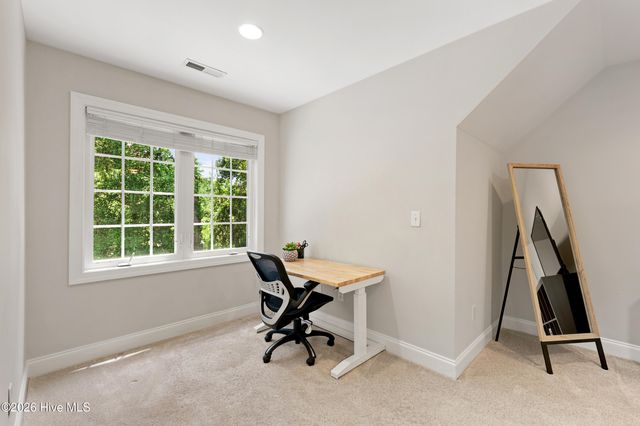5136 Somersett Lane, Wilmington, NC 28409