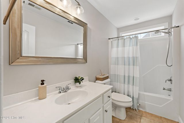 5136 Somersett Lane, Wilmington, NC 28409