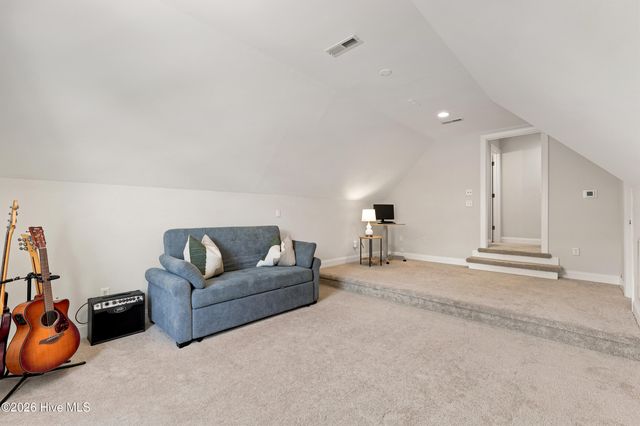 5136 Somersett Lane, Wilmington, NC 28409