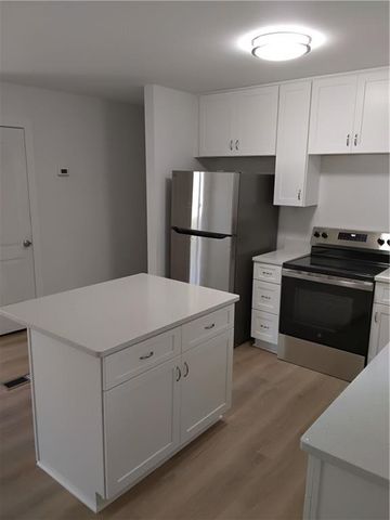 6125 Cedar Wood Drive, Atlanta, GA 30349