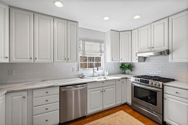 363 Ridgelawn W Drive, Mobile, AL 36608