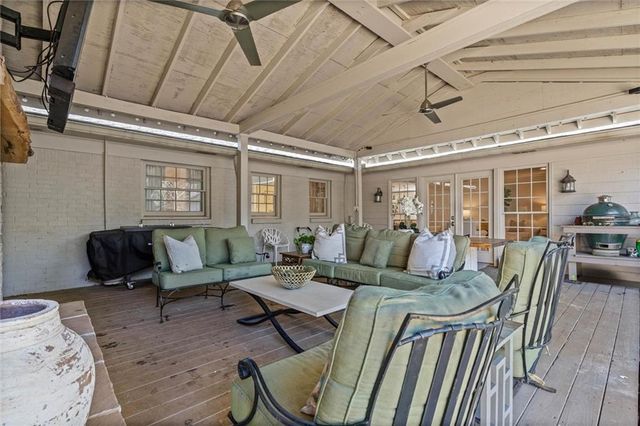 363 Ridgelawn W Drive, Mobile, AL 36608