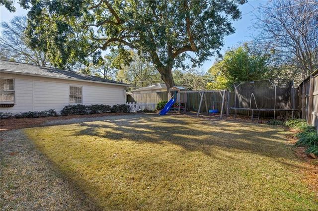 363 Ridgelawn W Drive, Mobile, AL 36608