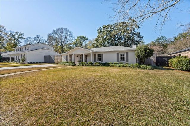 363 Ridgelawn W Drive, Mobile, AL 36608