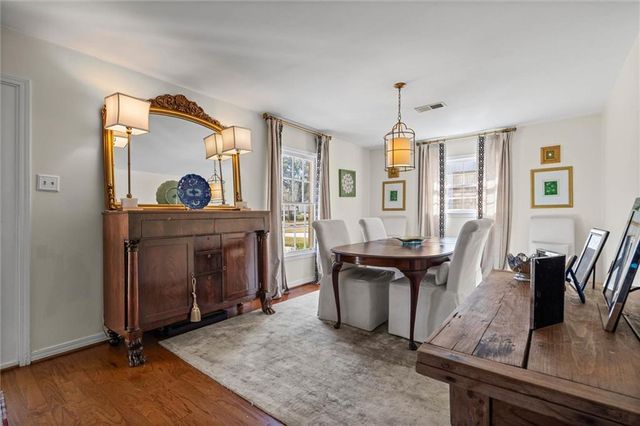 363 Ridgelawn W Drive, Mobile, AL 36608