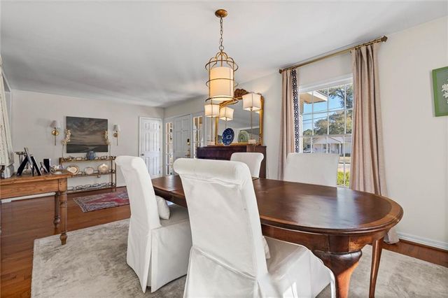 363 Ridgelawn W Drive, Mobile, AL 36608