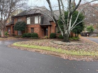 344 GREENWAY PL, Memphis, TN 38117