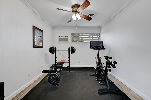 5700 Avenue G, Austin, TX 78752