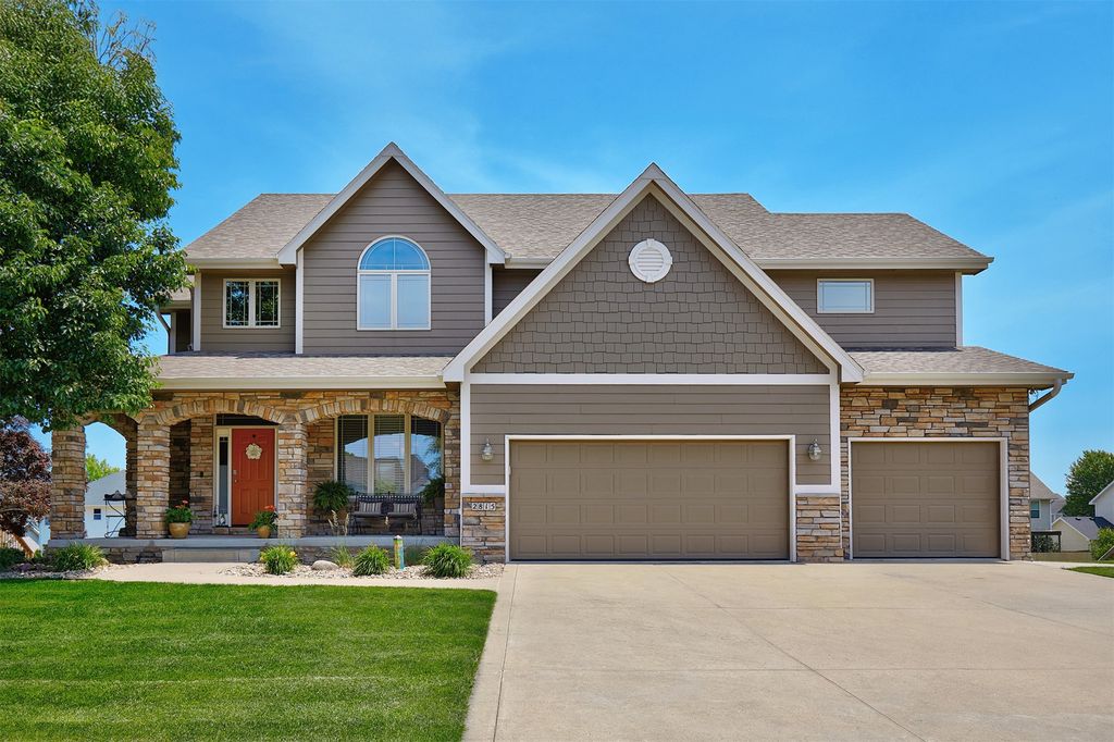 2815 147th Street, Urbandale, IA 50323