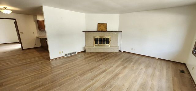 1707 Miller ROAD, Lake Geneva, WI 53147