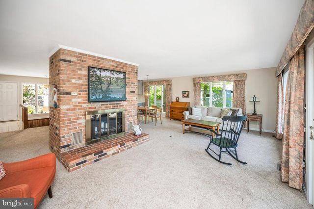 126 GREEN SPRING RD, Locust Grove, VA 22508
