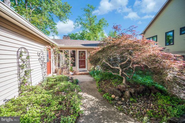 126 GREEN SPRING RD, Locust Grove, VA 22508