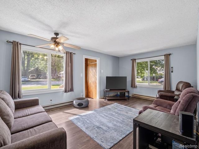 706 N Ionia Street, Gladwin, MI 48624