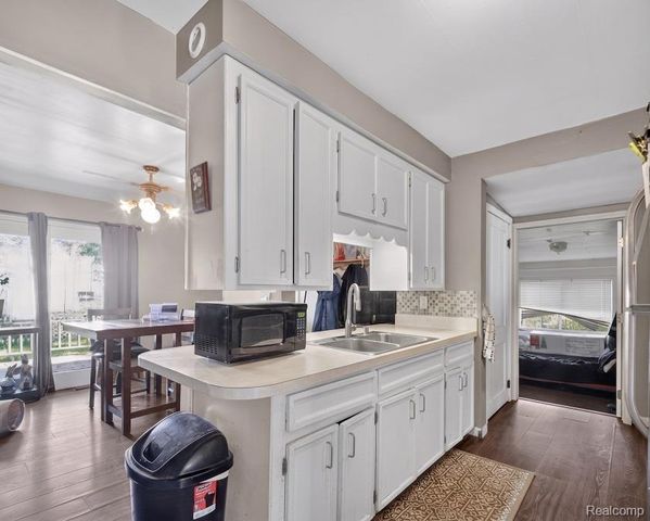 706 N Ionia Street, Gladwin, MI 48624