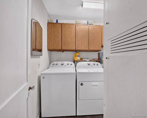 706 N Ionia Street, Gladwin, MI 48624