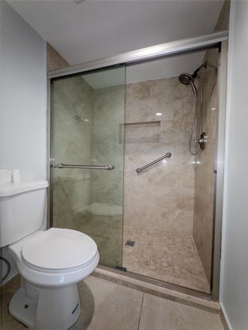 10332 Sunrise Lakes Boulevard 310, Sunrise, FL 33322