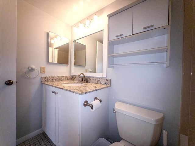 10332 Sunrise Lakes Boulevard 310, Sunrise, FL 33322