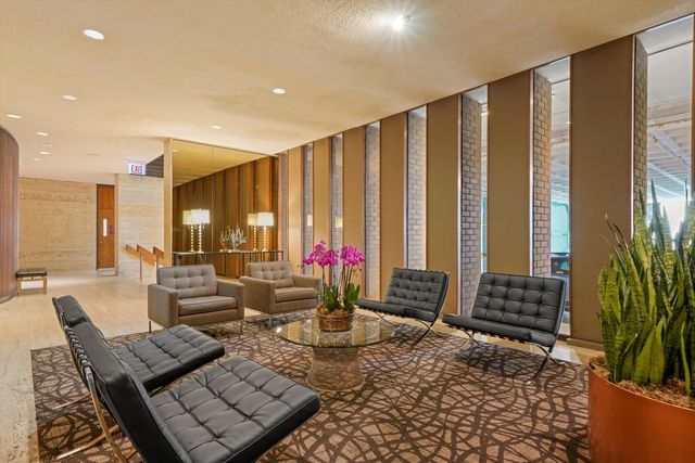 6033 N Sheridan Road 36F, Chicago, IL 60660