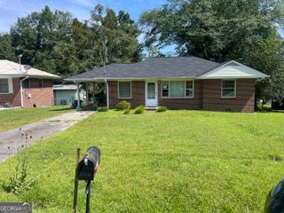 221 James Street, Winder, GA 30680