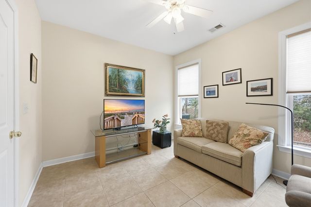 160 Three Oak Ln., Conway, SC 29526