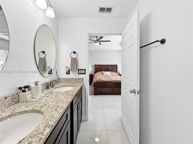 1017 Fraser Place, Kissimmee, FL 34759