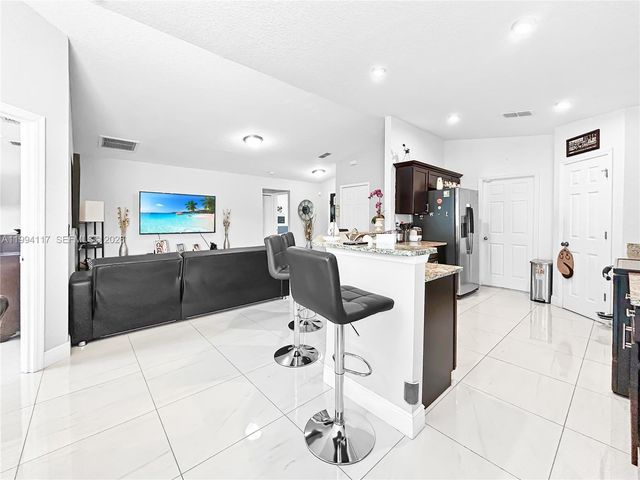 1017 Fraser Place, Kissimmee, FL 34759