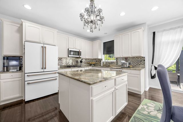 2297 Deerpath Road, Bolingbrook, IL 60490