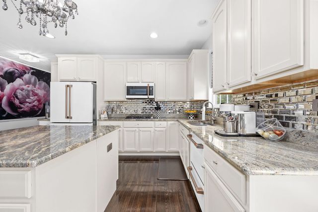 2297 Deerpath Road, Bolingbrook, IL 60490