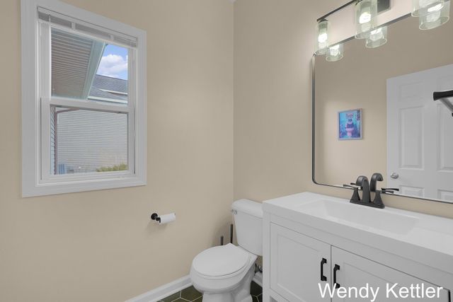 5656 Highbury Drive SE, Ada, MI 49301
