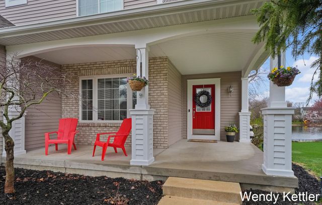 5656 Highbury Drive SE, Ada, MI 49301