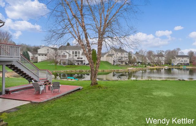 5656 Highbury Drive SE, Ada, MI 49301