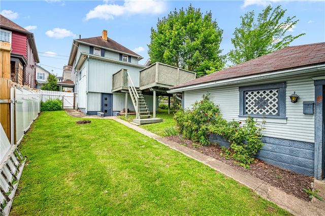 310 Meadow Ave, Charleroi Boro, PA 15022