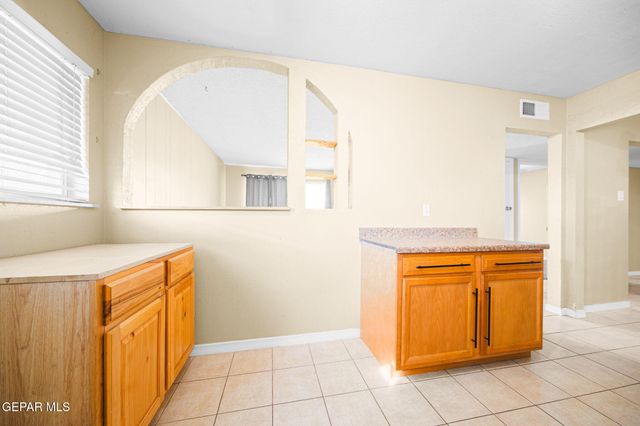 5656 Kensington Circle, El Paso, TX 79924