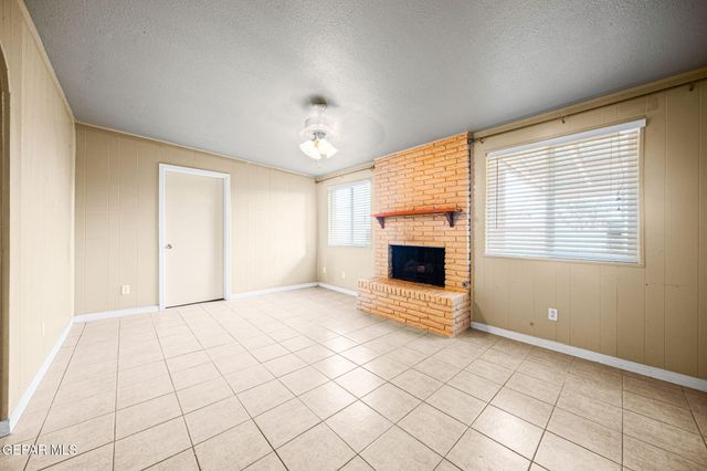 5656 Kensington Circle, El Paso, TX 79924