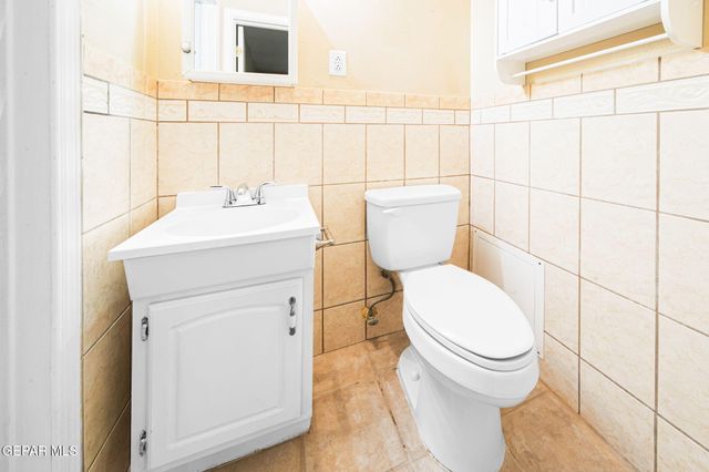 5656 Kensington Circle, El Paso, TX 79924